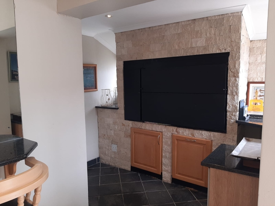 4 Bedroom Property for Sale in Vincent Eastern Cape